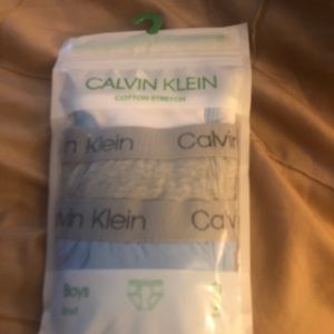 NWT Calvin Klein boys briefs